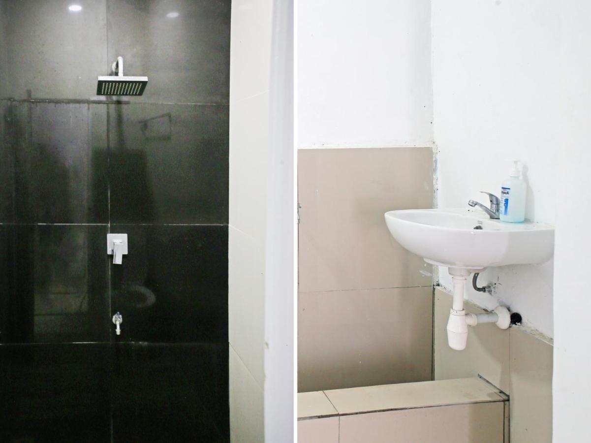 Oyo 90221 Makarim Guest House Syariah Pangkalanbuun Eksteriør bilde